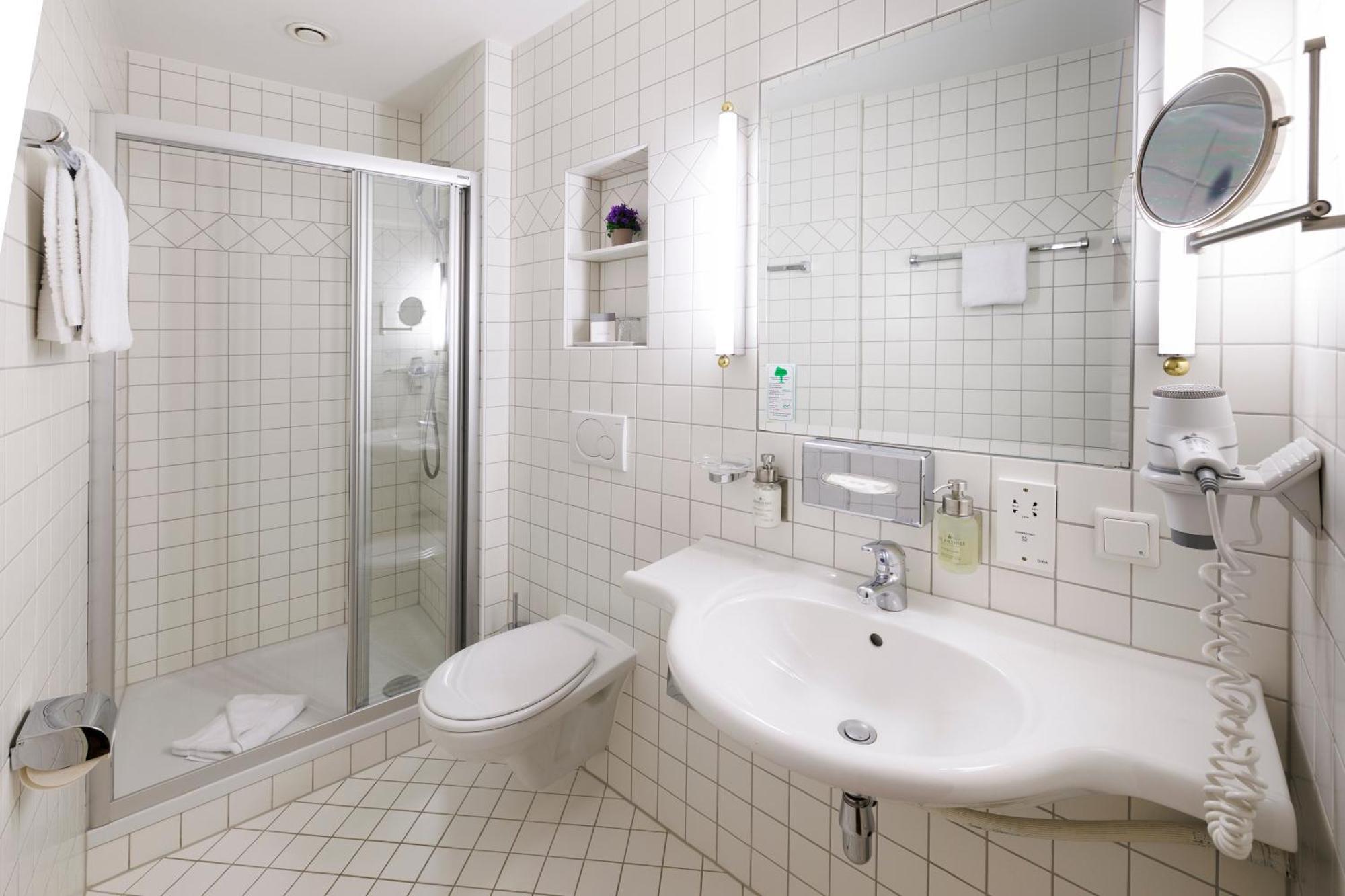 Royal Hotel 4*